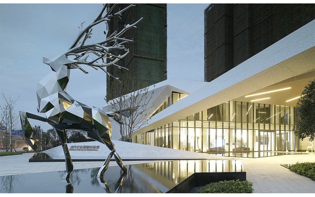 地产景观鹿切面雕塑